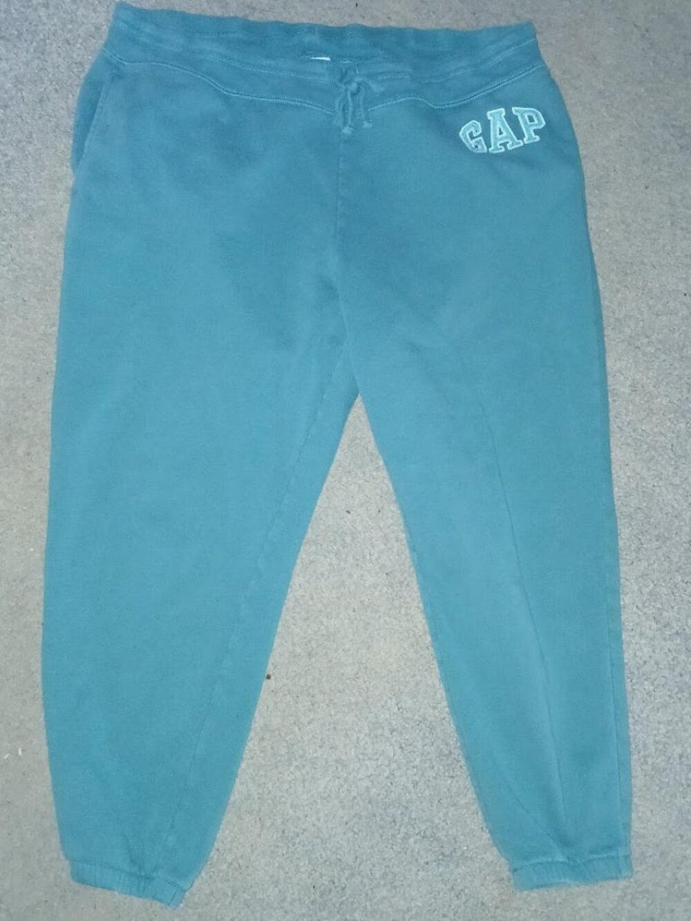 Green Gap sweat pants
